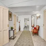 Pet Friendly In V Lägenhet